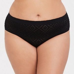 Torrid Black Laser Cutout Seamless Hipster Panty